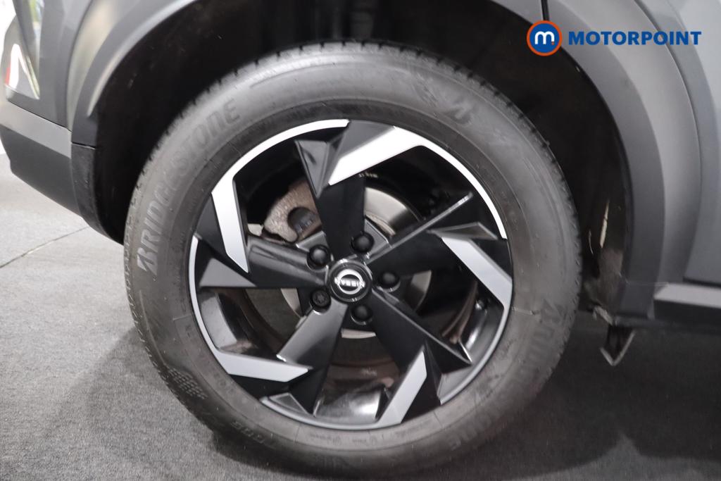 Nissan Juke N-Connecta Manual Petrol SUV - Stock Number (1580670) - 29th supplementary image