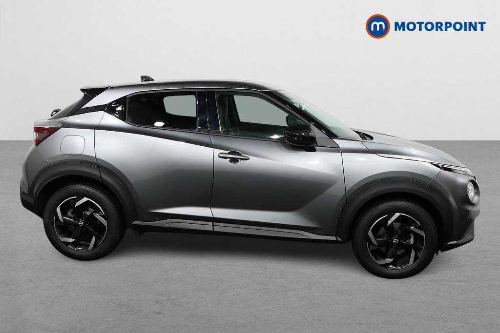 Nissan Juke N-Connecta Manual Petrol SUV - Stock Number (1580670) - Drivers side