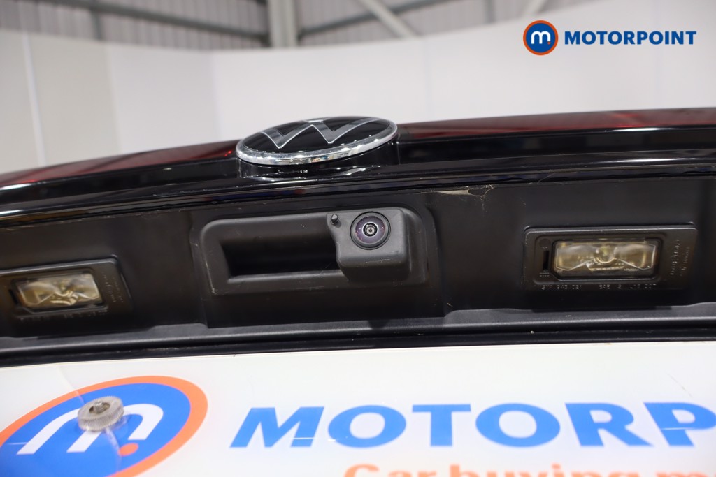 Volkswagen Passat Life Automatic Petrol Plug-In Hybrid Estate - Stock Number (1580783) - 35th supplementary image