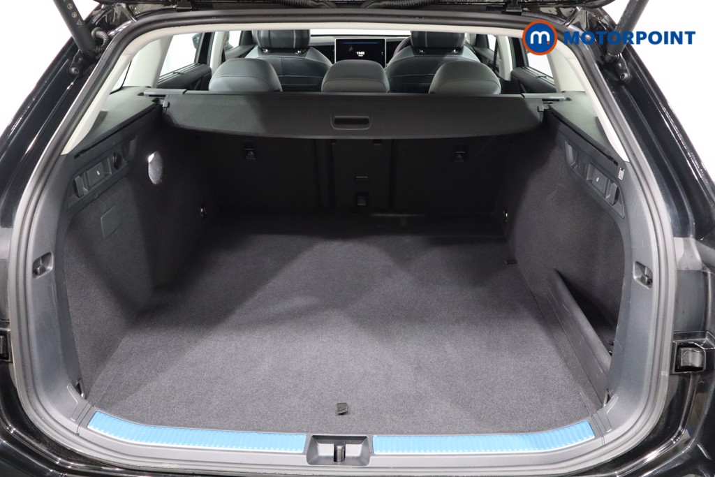 Volkswagen Passat Life Automatic Petrol Plug-In Hybrid Estate - Stock Number (1580783) - 39th supplementary image