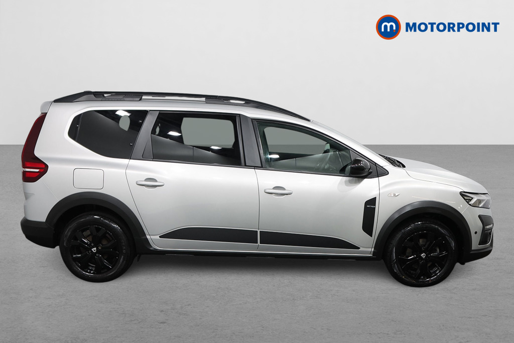 Dacia Jogger Extreme Se Manual Petrol People Carrier - Stock Number (1581355) - Drivers side