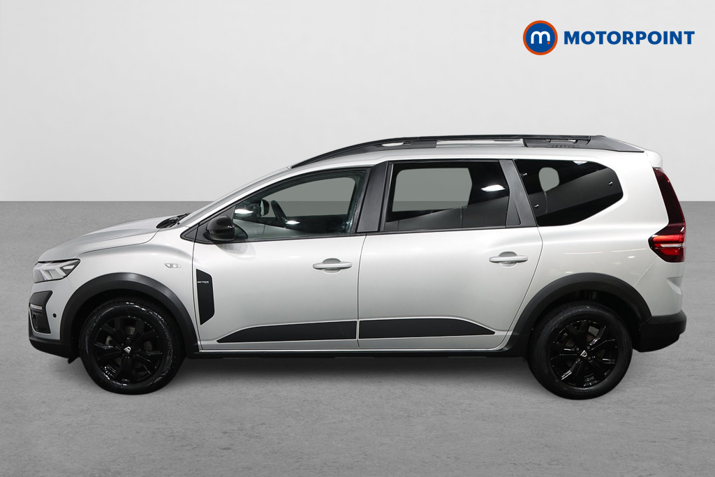 Dacia Jogger Extreme Se Manual Petrol People Carrier - Stock Number (1581355) - Passenger side