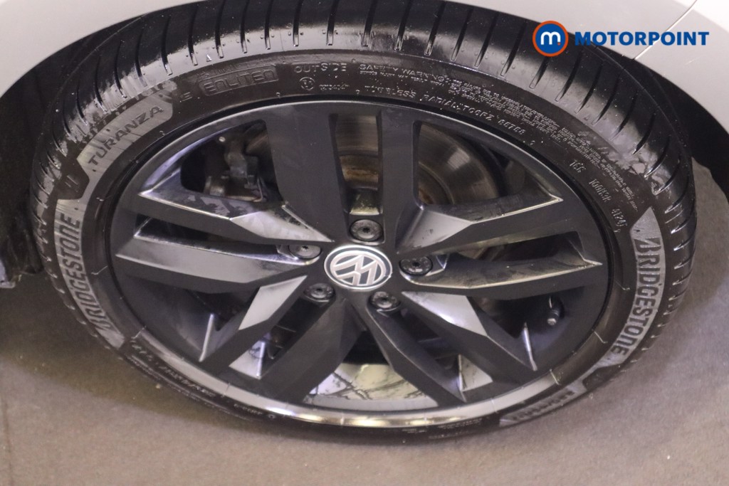 Volkswagen Golf SE Manual Petrol Hatchback - Stock Number (1581812) - 9th supplementary image