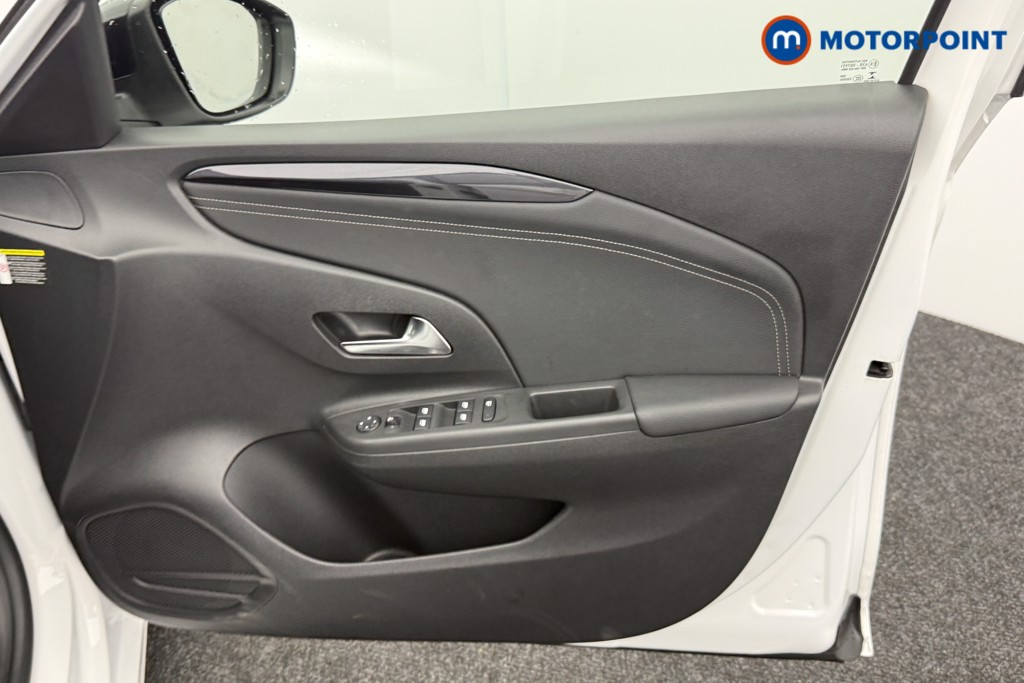 Vauxhall Corsa Elite Nav Premium Automatic Petrol Hatchback - Stock Number (1581959) - 17th supplementary image