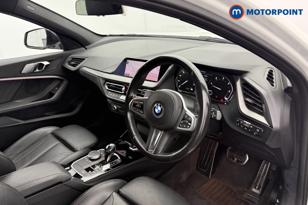 BMW 1 Series M Sport Automatic Diesel Hatchback - Stock Number (1581960) - 4th supplementary image