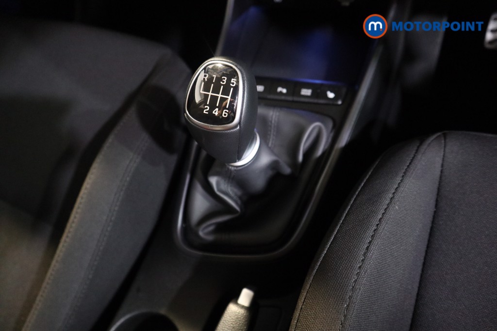 Hyundai Bayon Premium Manual Petrol SUV - Stock Number (1554063) - 8th supplementary image