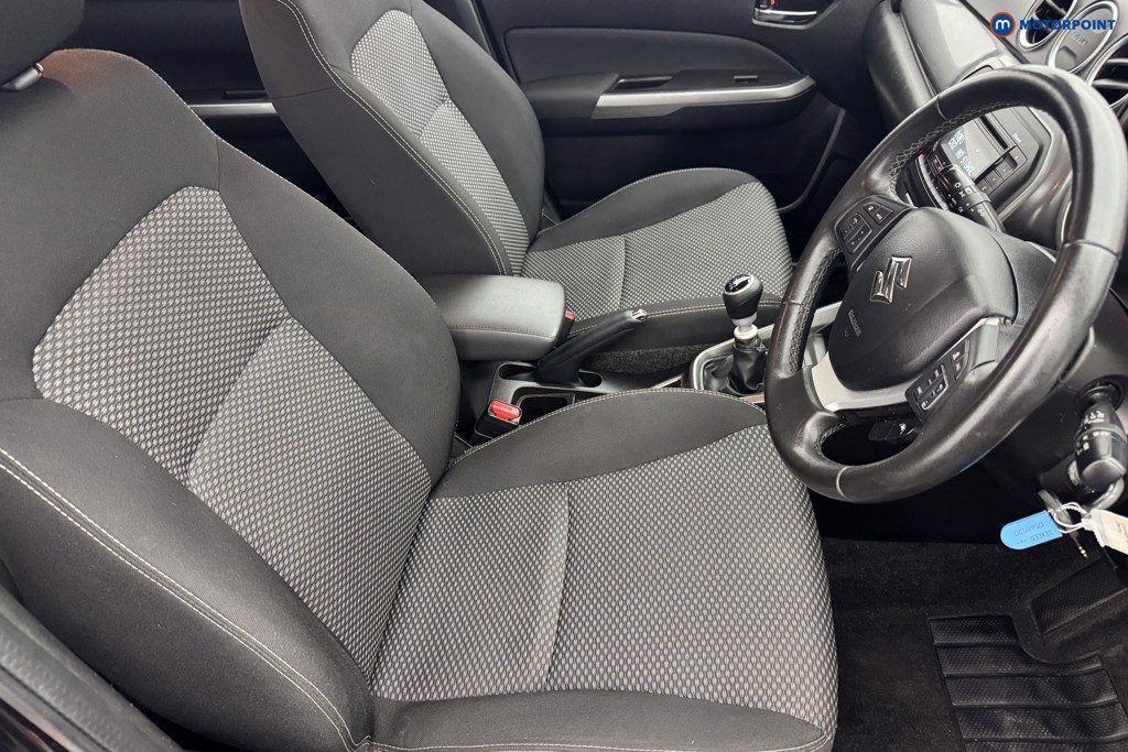 Suzuki Vitara SZ4 Manual Petrol-Electric Hybrid SUV - Stock Number (1565079) - 5th supplementary image