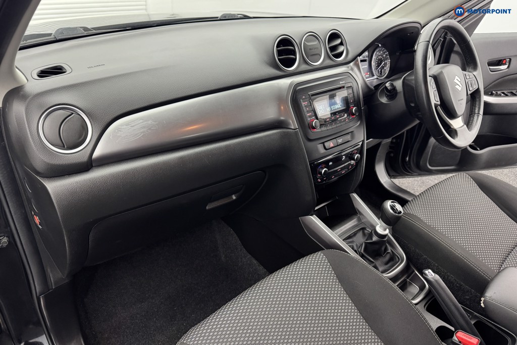 Suzuki Vitara SZ4 Manual Petrol-Electric Hybrid SUV - Stock Number (1565079) - 8th supplementary image