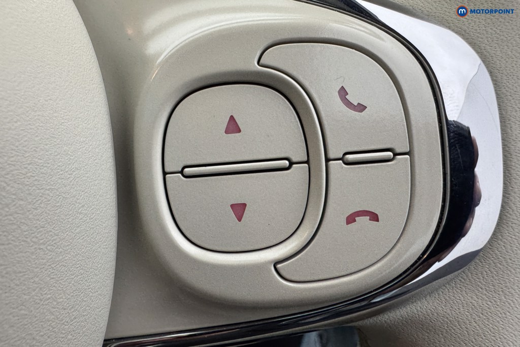 Fiat 500 TOP Manual Petrol-Electric Hybrid Hatchback - Stock Number (1566886) - 18th supplementary image