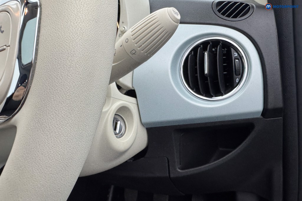 Fiat 500 TOP Manual Petrol-Electric Hybrid Hatchback - Stock Number (1566886) - 19th supplementary image