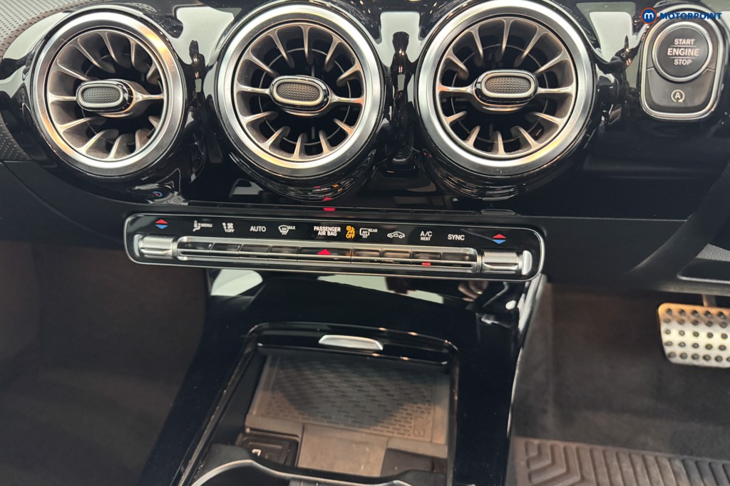 Mercedes-Benz CLA Amg Line Automatic Diesel Estate - Stock Number (1567928) - 17th supplementary image