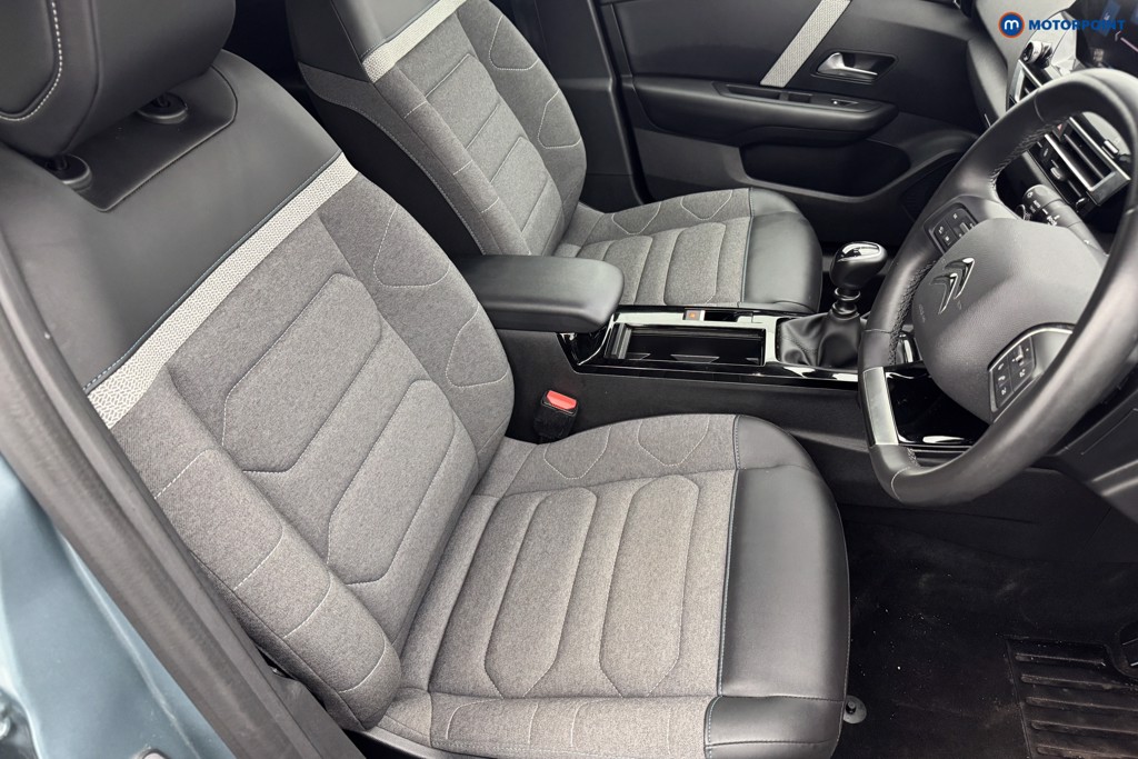 Citroen C4 Shine Manual Petrol Hatchback - Stock Number (1569165) - 5th supplementary image