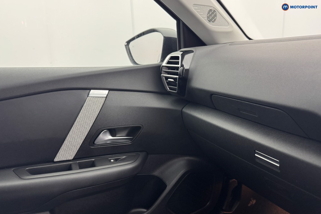 Citroen C4 Shine Manual Petrol Hatchback - Stock Number (1569165) - 17th supplementary image