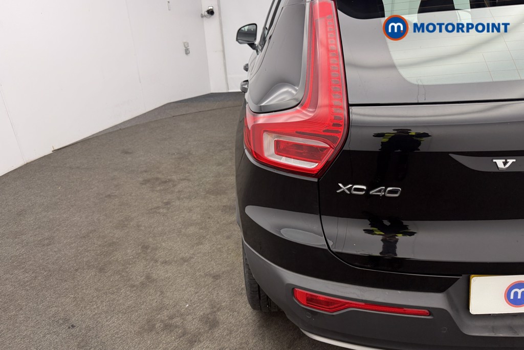 Volvo Xc40 Momentum Automatic Petrol SUV - Stock Number (1569864) - 6th supplementary image