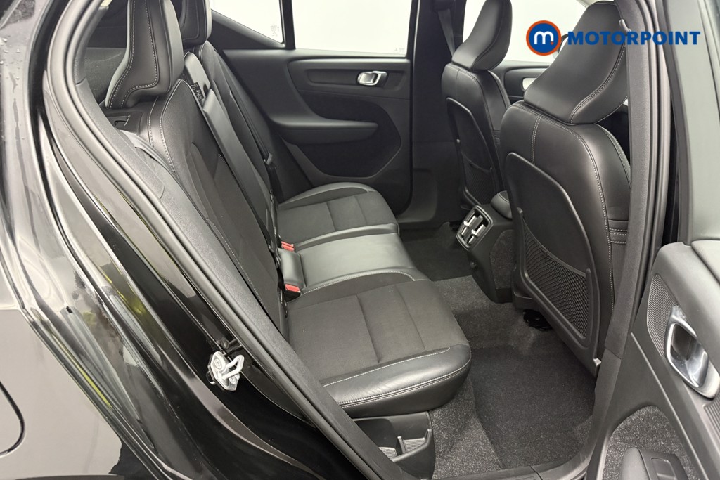 Volvo Xc40 Momentum Automatic Petrol SUV - Stock Number (1569864) - 9th supplementary image
