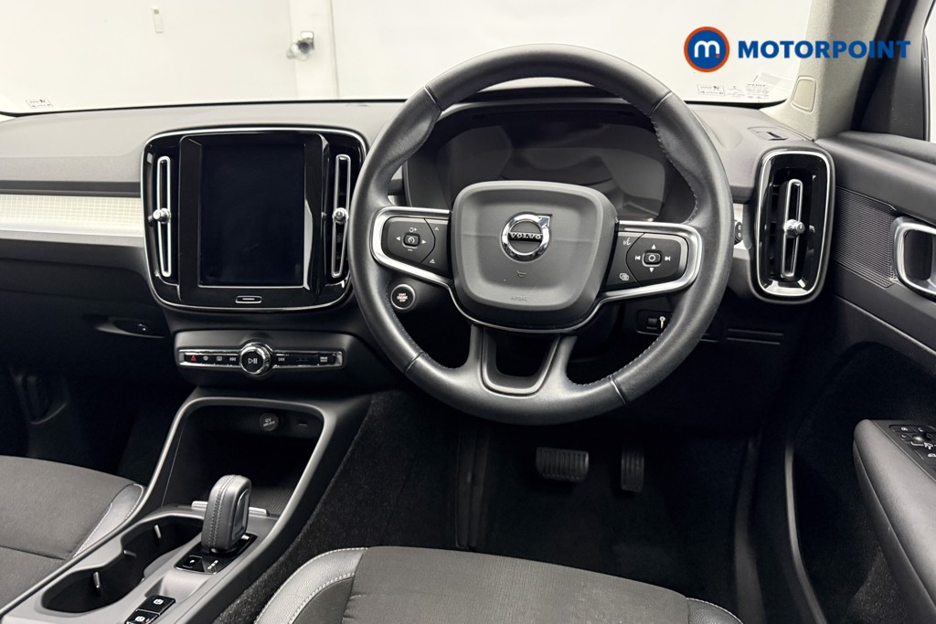 Volvo Xc40 Momentum Automatic Petrol SUV - Stock Number (1569864) - 11th supplementary image