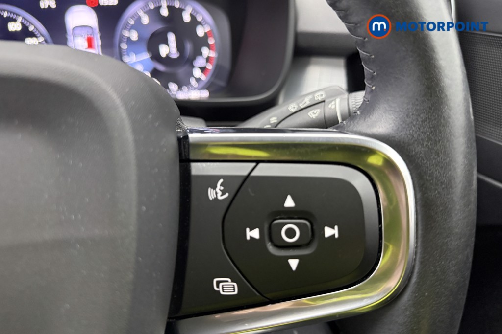 Volvo Xc40 Momentum Automatic Petrol SUV - Stock Number (1569864) - 24th supplementary image