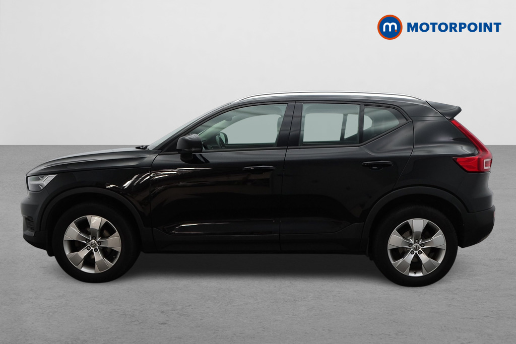 Volvo Xc40 Momentum Automatic Petrol SUV - Stock Number (1569864) - Passenger side