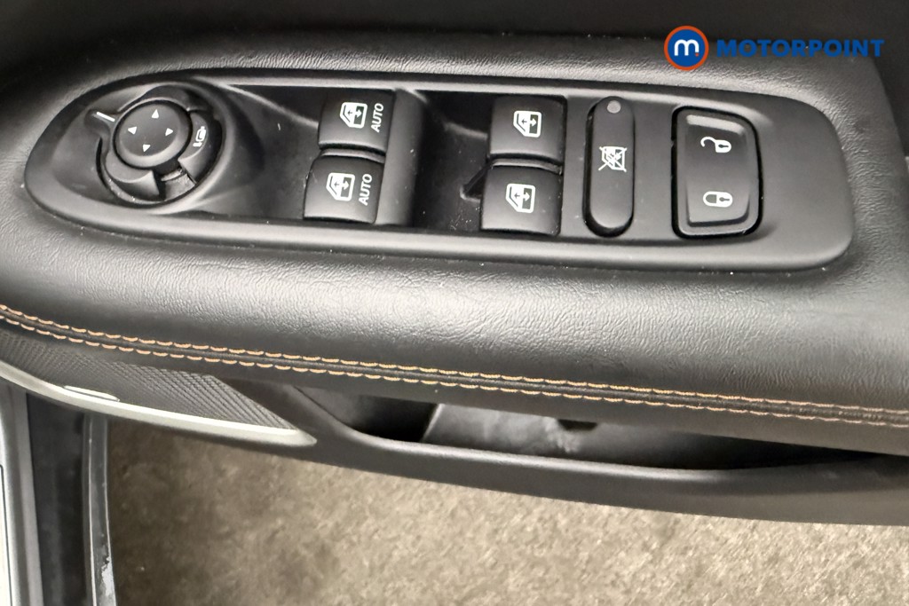 Jeep Compass Limited Manual Diesel SUV - Stock Number (1570000) - 15th supplementary image