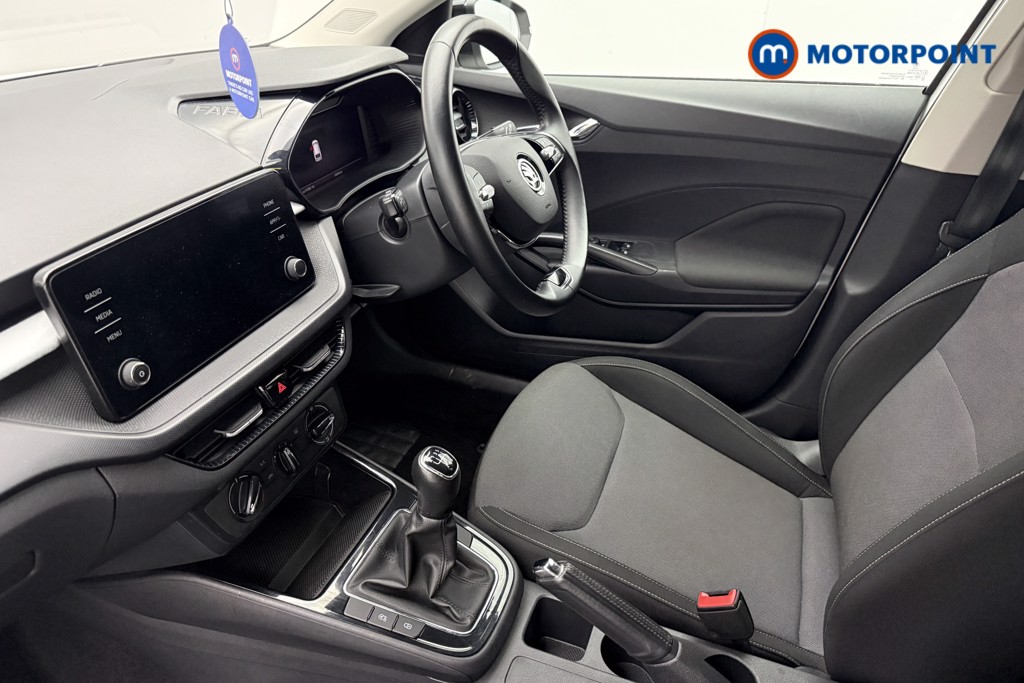 Skoda Fabia Colour Edition Manual Petrol Hatchback - Stock Number (1570650) - 2nd supplementary image