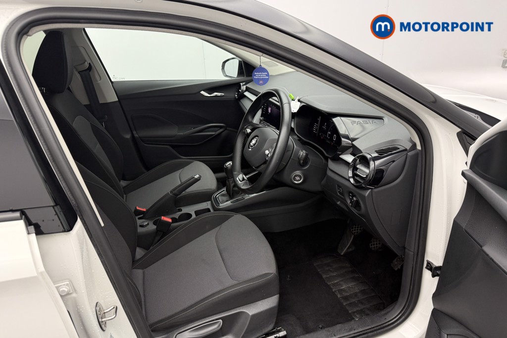Skoda Fabia Colour Edition Manual Petrol Hatchback - Stock Number (1570650) - 23rd supplementary image