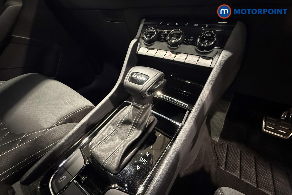 Skoda Karoq Sportline Automatic Petrol SUV - Stock Number (1571274) - 6th supplementary image