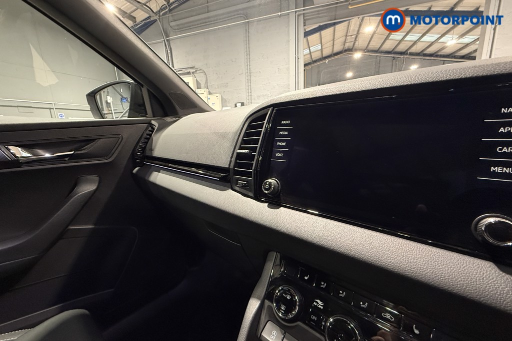 Skoda Karoq Sportline Automatic Petrol SUV - Stock Number (1571274) - 8th supplementary image