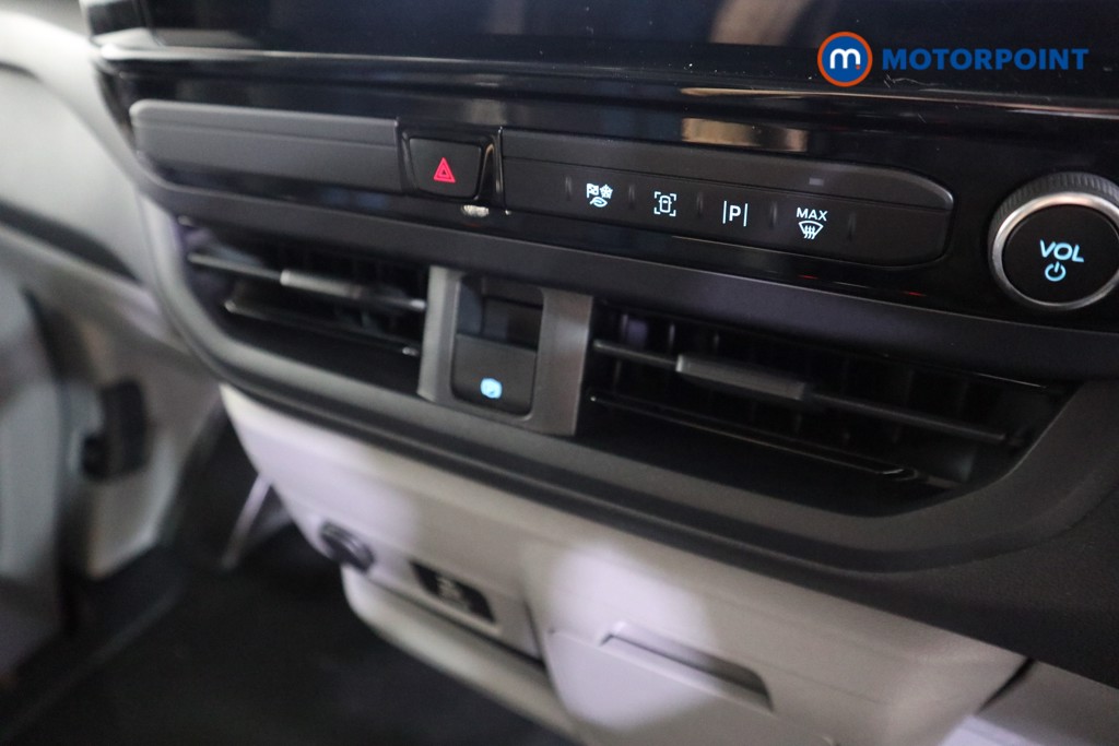 Ford Transit Custom Sport Automatic Diesel Panel Van - Stock Number (1571345) - 8th supplementary image