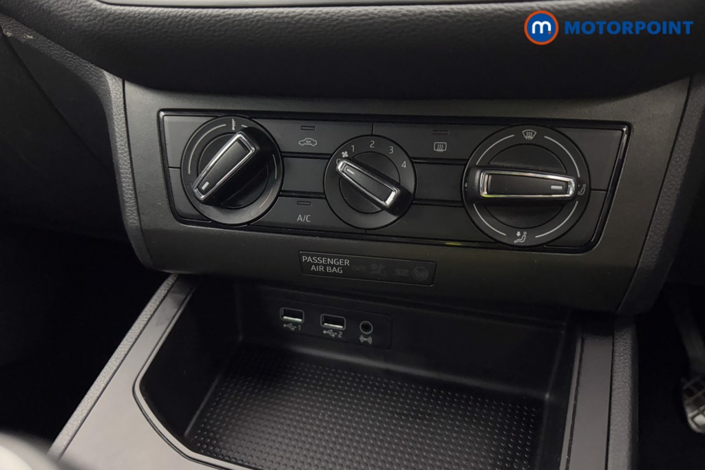 Seat Ibiza FR Manual Petrol Hatchback - Stock Number (1571523) - 12th supplementary image