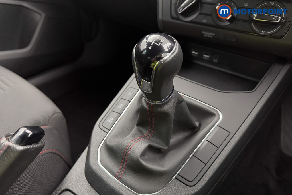 Seat Ibiza FR Manual Petrol Hatchback - Stock Number (1571523) - 13th supplementary image