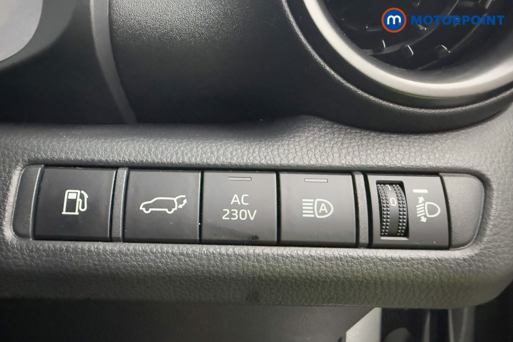 Toyota C-Hr Design Automatic Petrol Plug-In Hybrid SUV - Stock Number (1571549) - 17th supplementary image