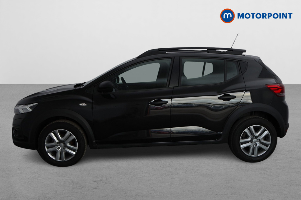 Dacia Sandero Stepway Essential Manual Petrol Hatchback - Stock Number (1572890) - Passenger side