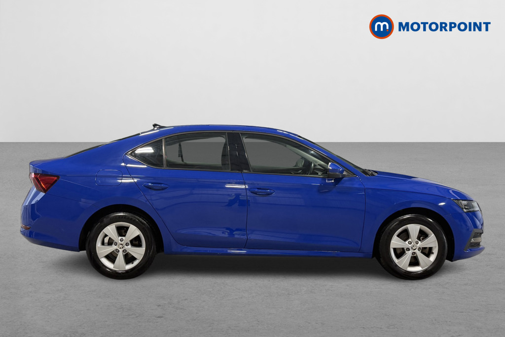 Skoda Octavia Se First Edition Manual Petrol Hatchback - Stock Number (1572906) - Drivers side