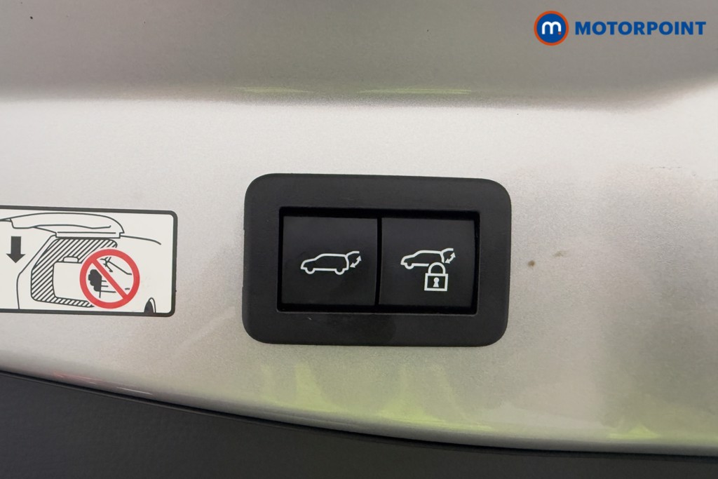 Toyota C-Hr Design Automatic Petrol Plug-In Hybrid SUV - Stock Number (1573205) - 26th supplementary image