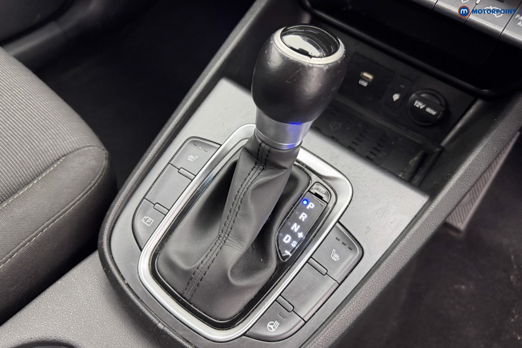 Hyundai Kona Premium Automatic Petrol-Electric Hybrid SUV - Stock Number (1573666) - 14th supplementary image