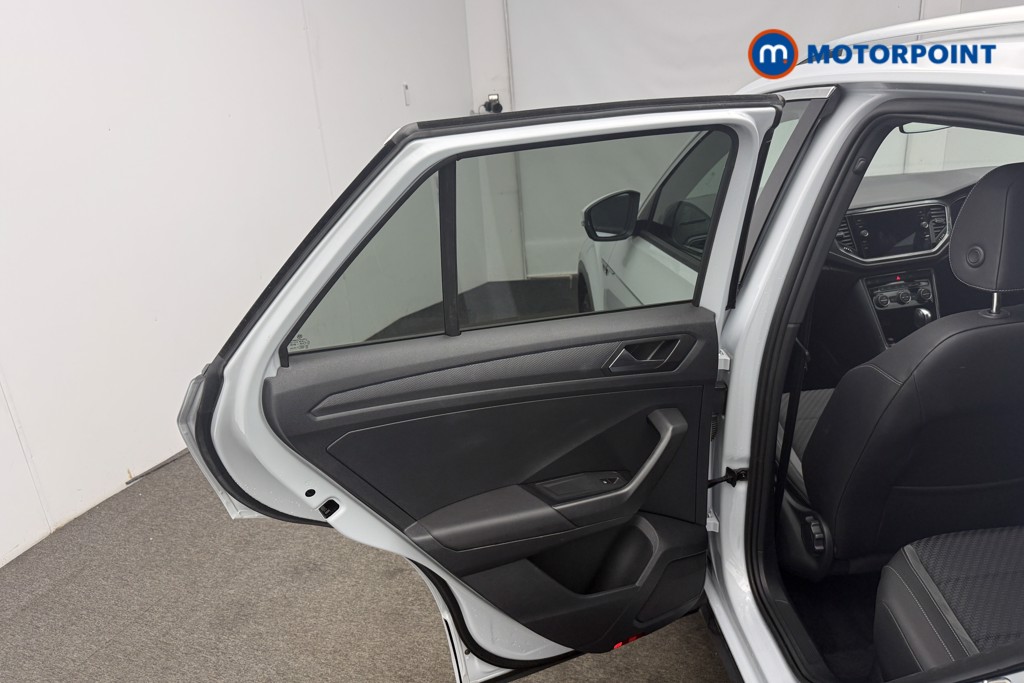 Volkswagen T-Roc R-Line Automatic Petrol SUV - Stock Number (1574045) - 6th supplementary image