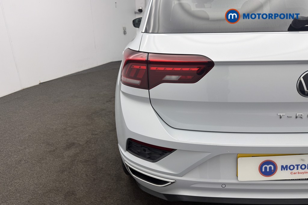 Volkswagen T-Roc R-Line Automatic Petrol SUV - Stock Number (1574045) - 8th supplementary image