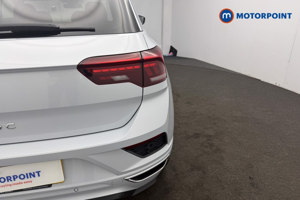 Volkswagen T-Roc R-Line Automatic Petrol SUV - Stock Number (1574045) - 9th supplementary image