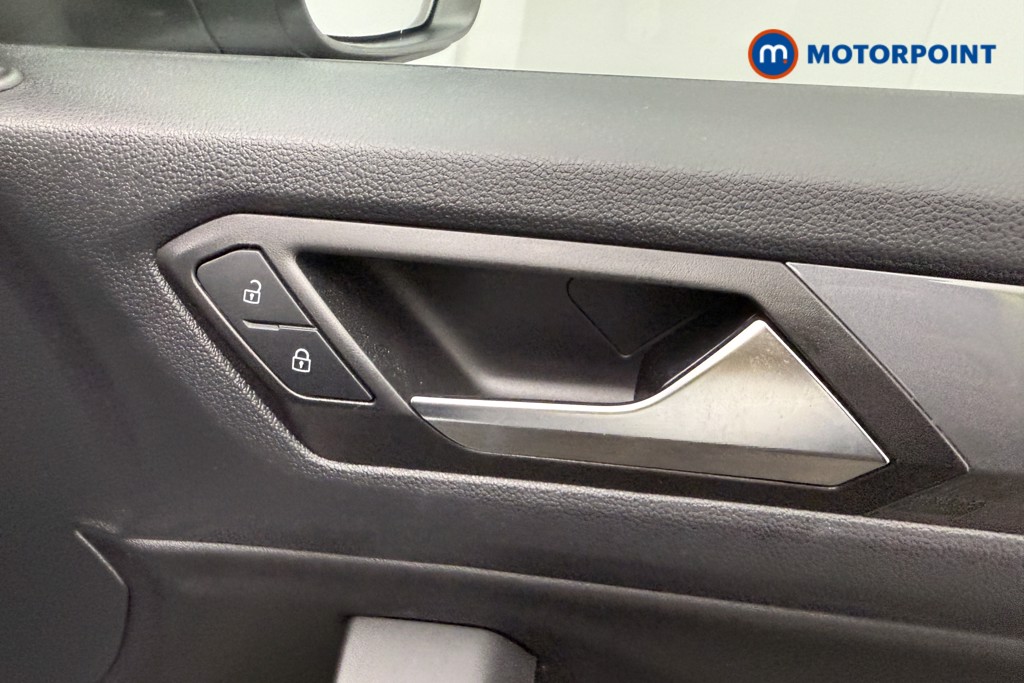 Volkswagen T-Roc R-Line Automatic Petrol SUV - Stock Number (1574045) - 17th supplementary image