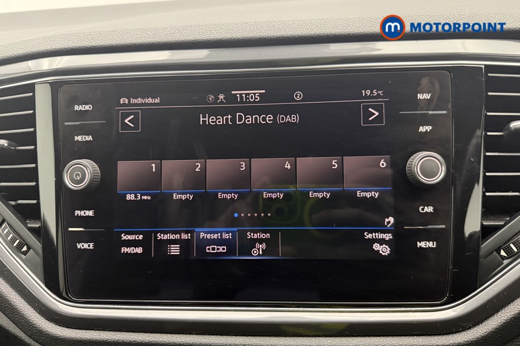 Volkswagen T-Roc R-Line Automatic Petrol SUV - Stock Number (1574045) - 25th supplementary image