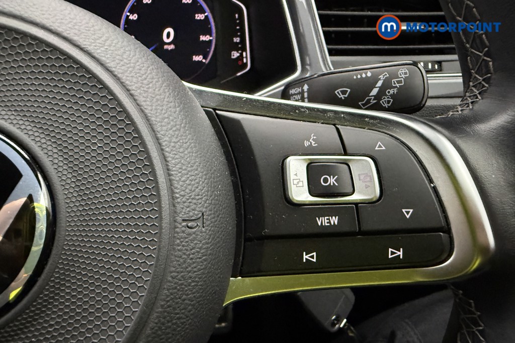 Volkswagen T-Roc R-Line Automatic Petrol SUV - Stock Number (1574045) - 29th supplementary image