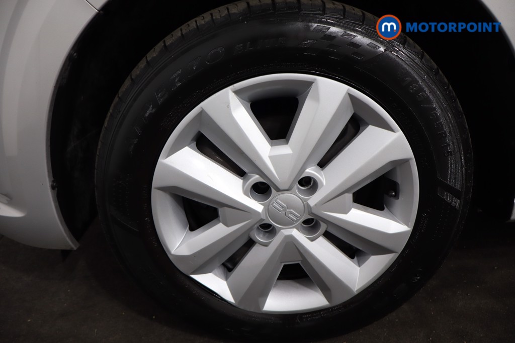 Dacia Sandero Expression Manual Petrol Hatchback - Stock Number (1574198) - 11th supplementary image