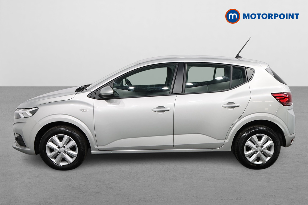 Dacia Sandero Expression Manual Petrol Hatchback - Stock Number (1574198) - Passenger side