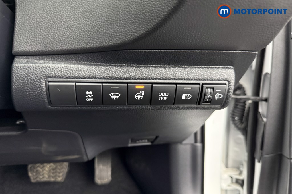Toyota Corolla Icon Automatic Petrol-Electric Hybrid Estate - Stock Number (1575818) - 16th supplementary image