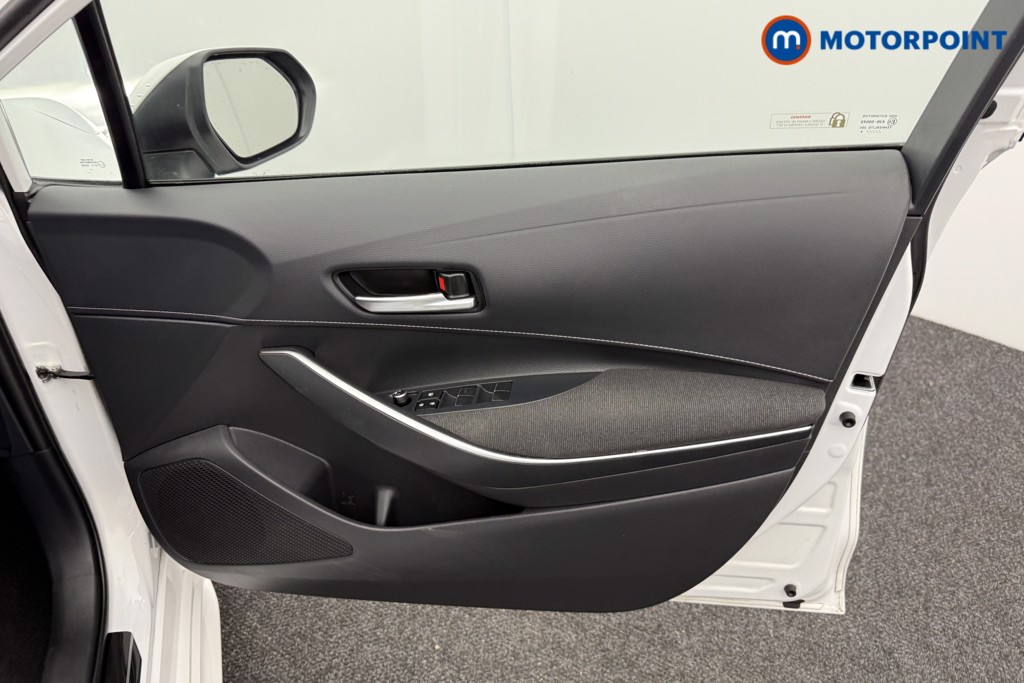 Toyota Corolla Icon Automatic Petrol-Electric Hybrid Estate - Stock Number (1575818) - 18th supplementary image