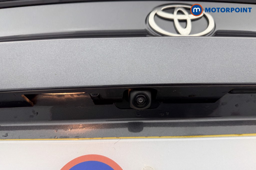 Toyota C-Hr Design Automatic Petrol Plug-In Hybrid SUV - Stock Number (1575820) - 20th supplementary image