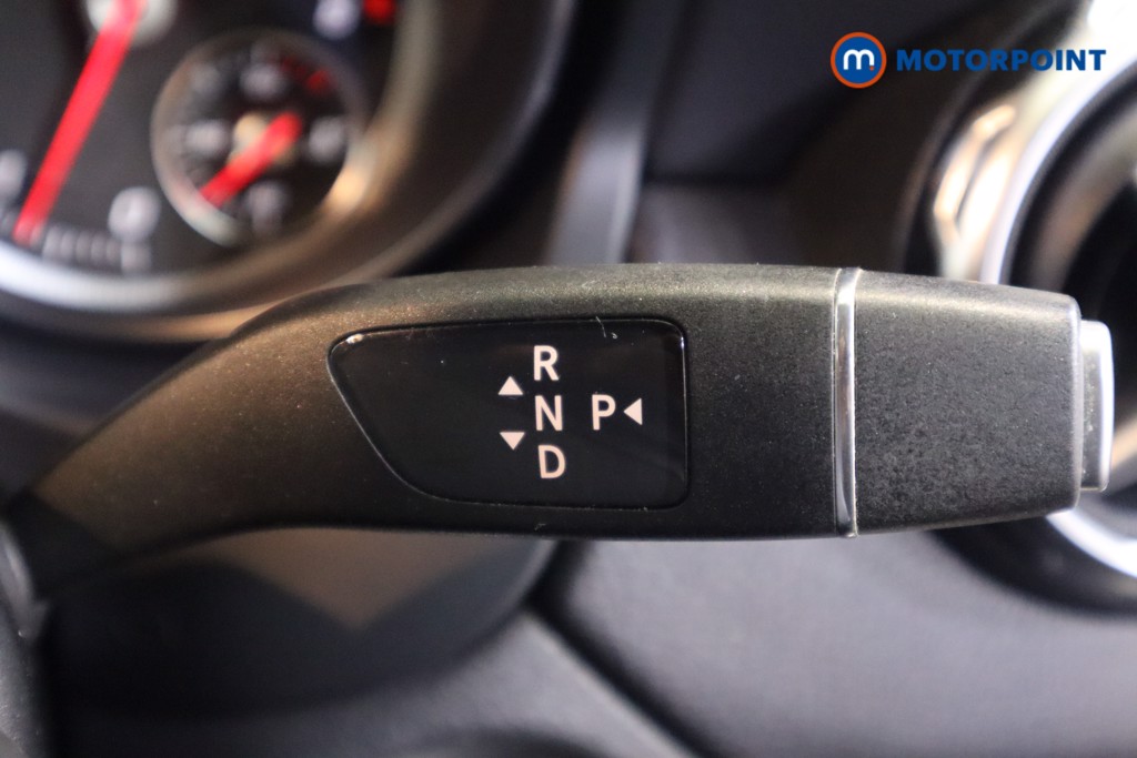 Mercedes-Benz GLA Urban Edition Automatic Petrol SUV - Stock Number (1576099) - 5th supplementary image