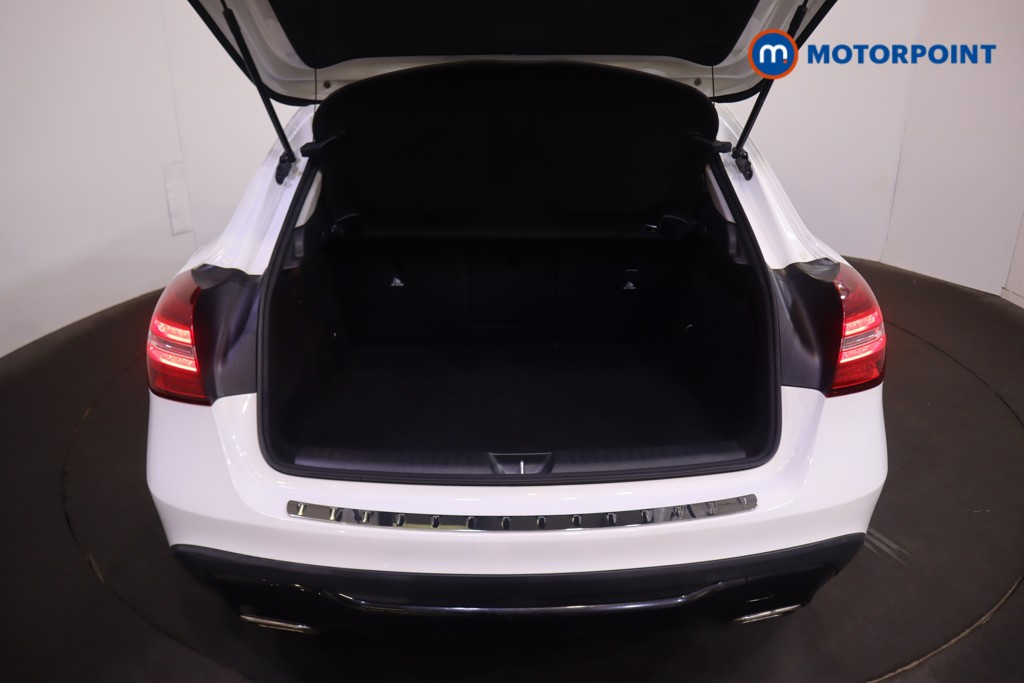 Mercedes-Benz GLA Urban Edition Automatic Petrol SUV - Stock Number (1576099) - 8th supplementary image