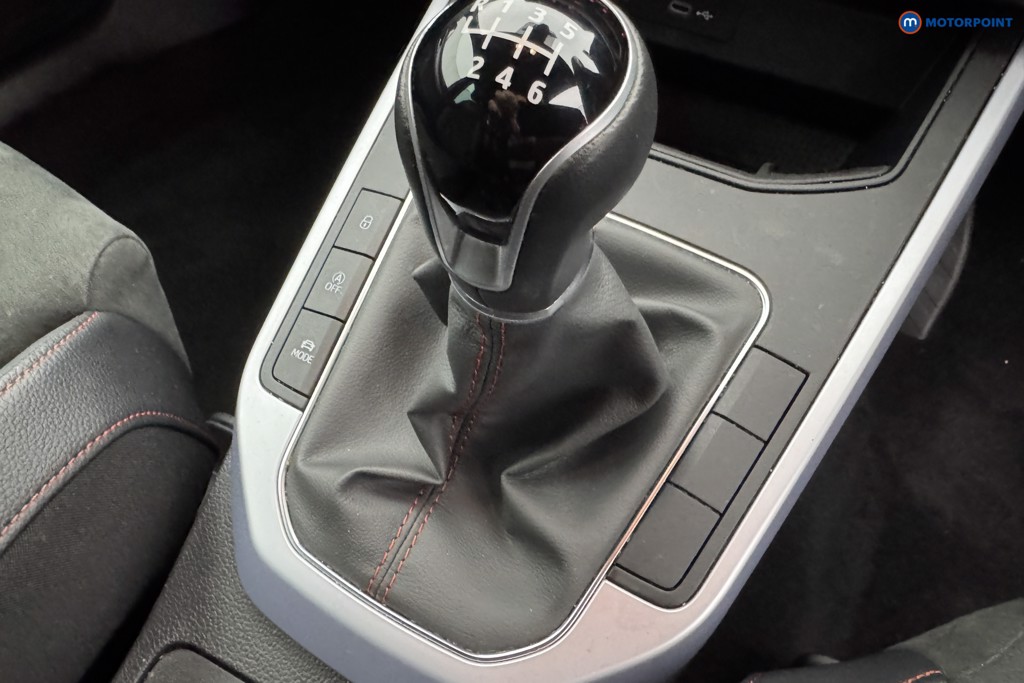 Seat Arona Fr Sport Manual Petrol SUV - Stock Number (1576175) - 14th supplementary image