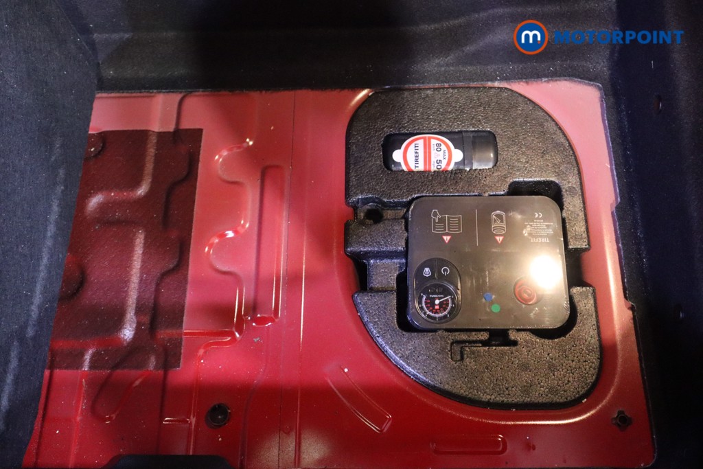Mini Hatchback Cooper Classic Manual Petrol Hatchback - Stock Number (1576602) - 25th supplementary image